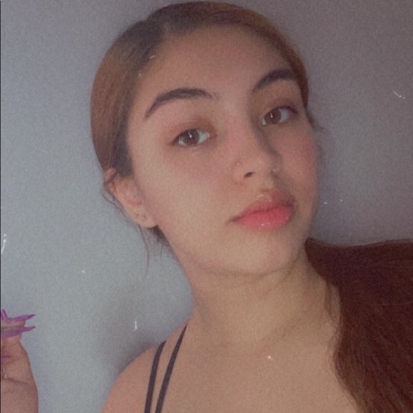 Meet your Posher, Brenda - Picture 1 of 1